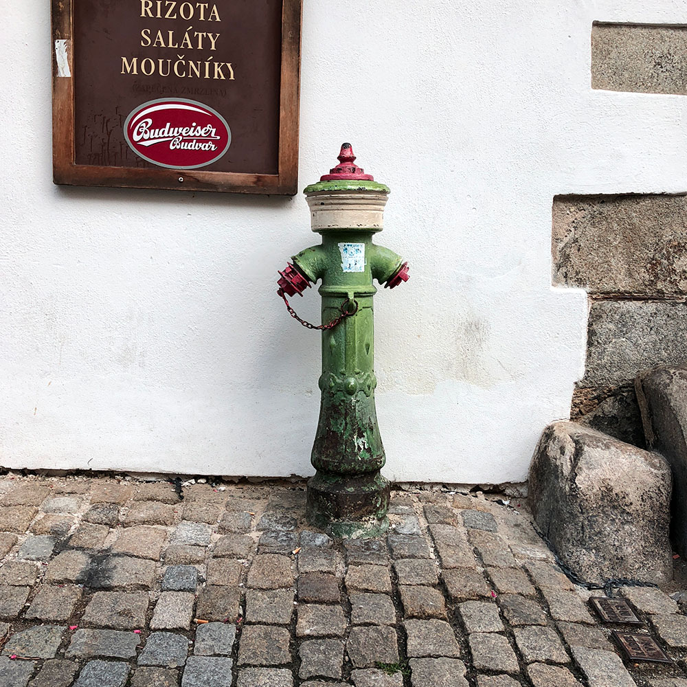 hydrant next to creperie